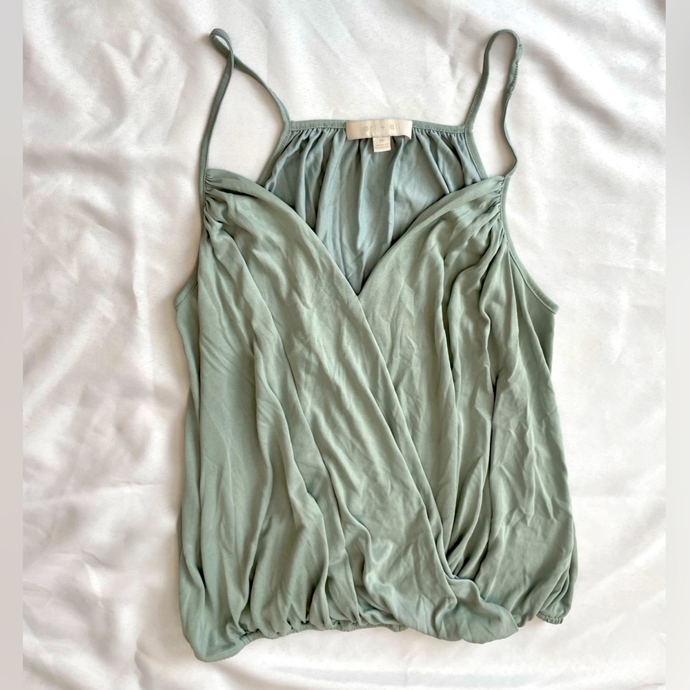 [Anthropologie] Thin Strap, Wrap Front Bubble Hem Top